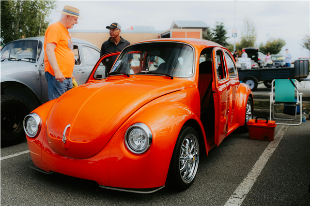 How do I find spare parts for vintage cars