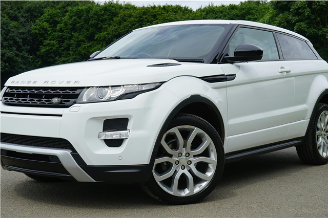 How do luxury cars integrate cutting-edge infotainment systems?
