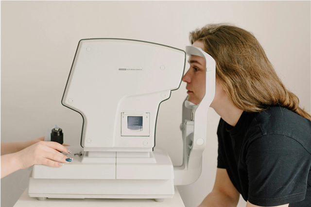 what-are-the-applications-of-optical-devices-in-laser-cutting-and-engraving