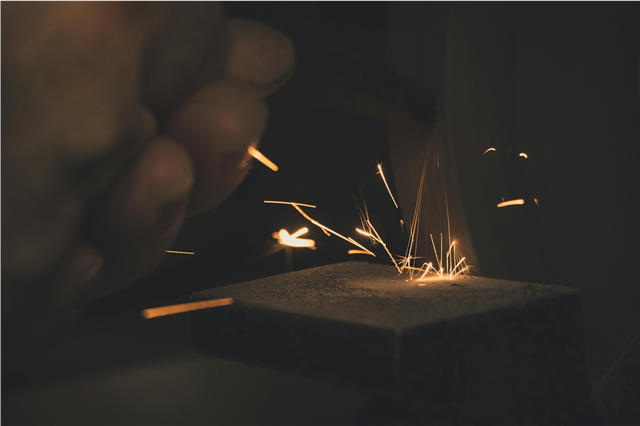 What are the benefits of cordless power tools for portable usage?