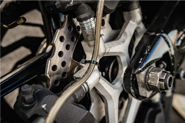 what-are-the-functions-of-a-car-battery-in-starting-and-power-supply