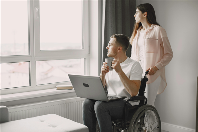 Where are wearable respiratory monitors used in wellness routines?